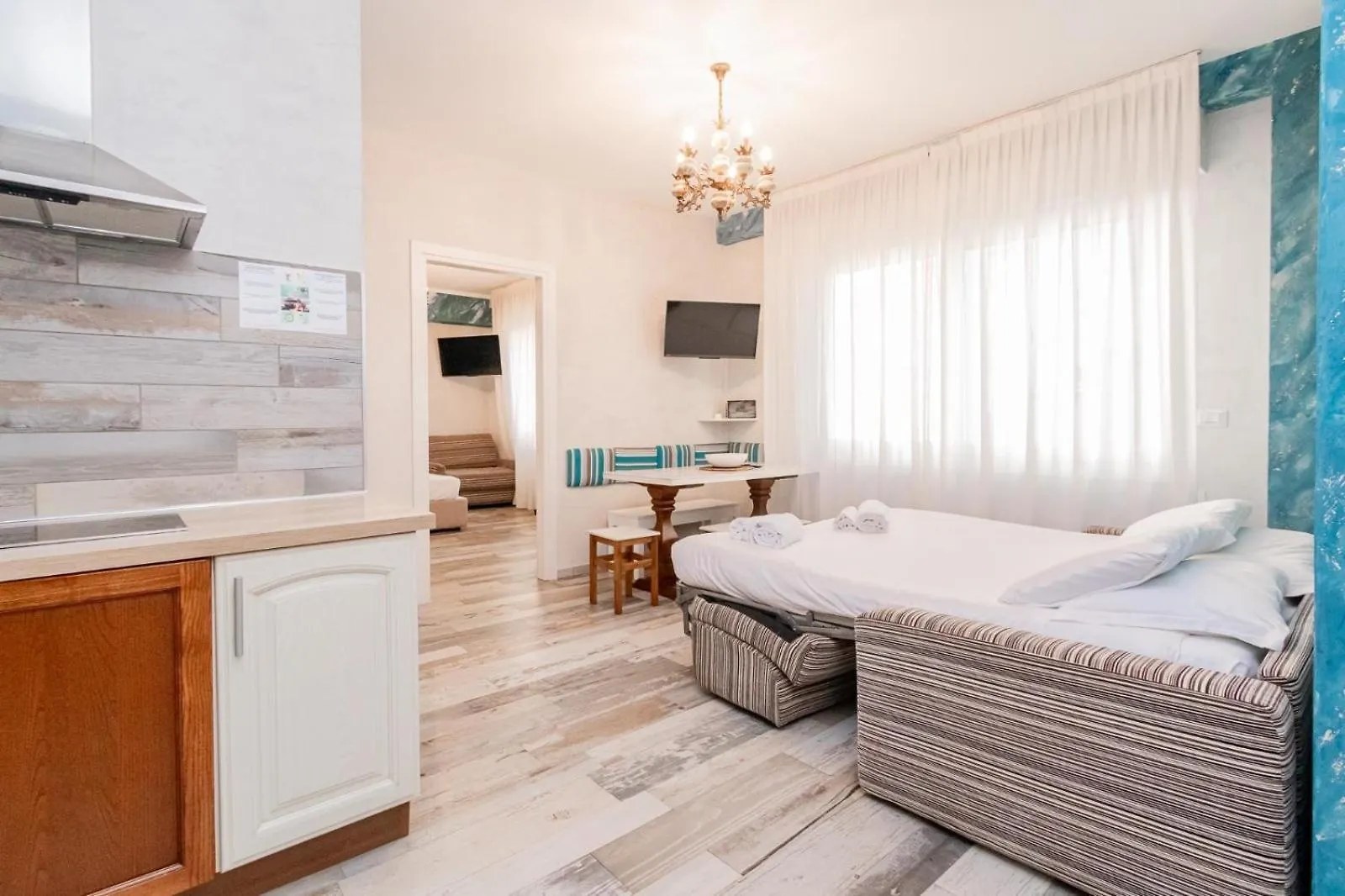 Suites Train Station Mestre Apartament