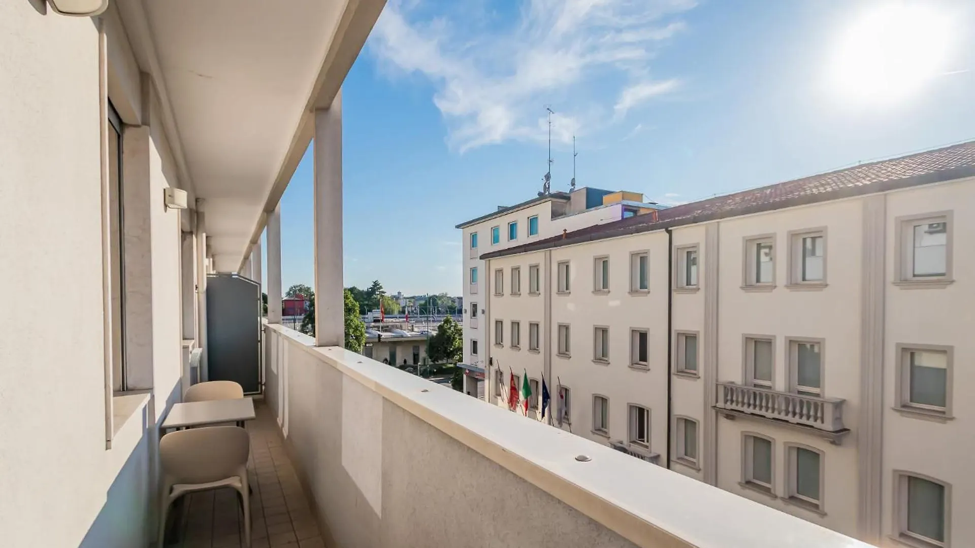 Apartament Suites Train Station Mestre