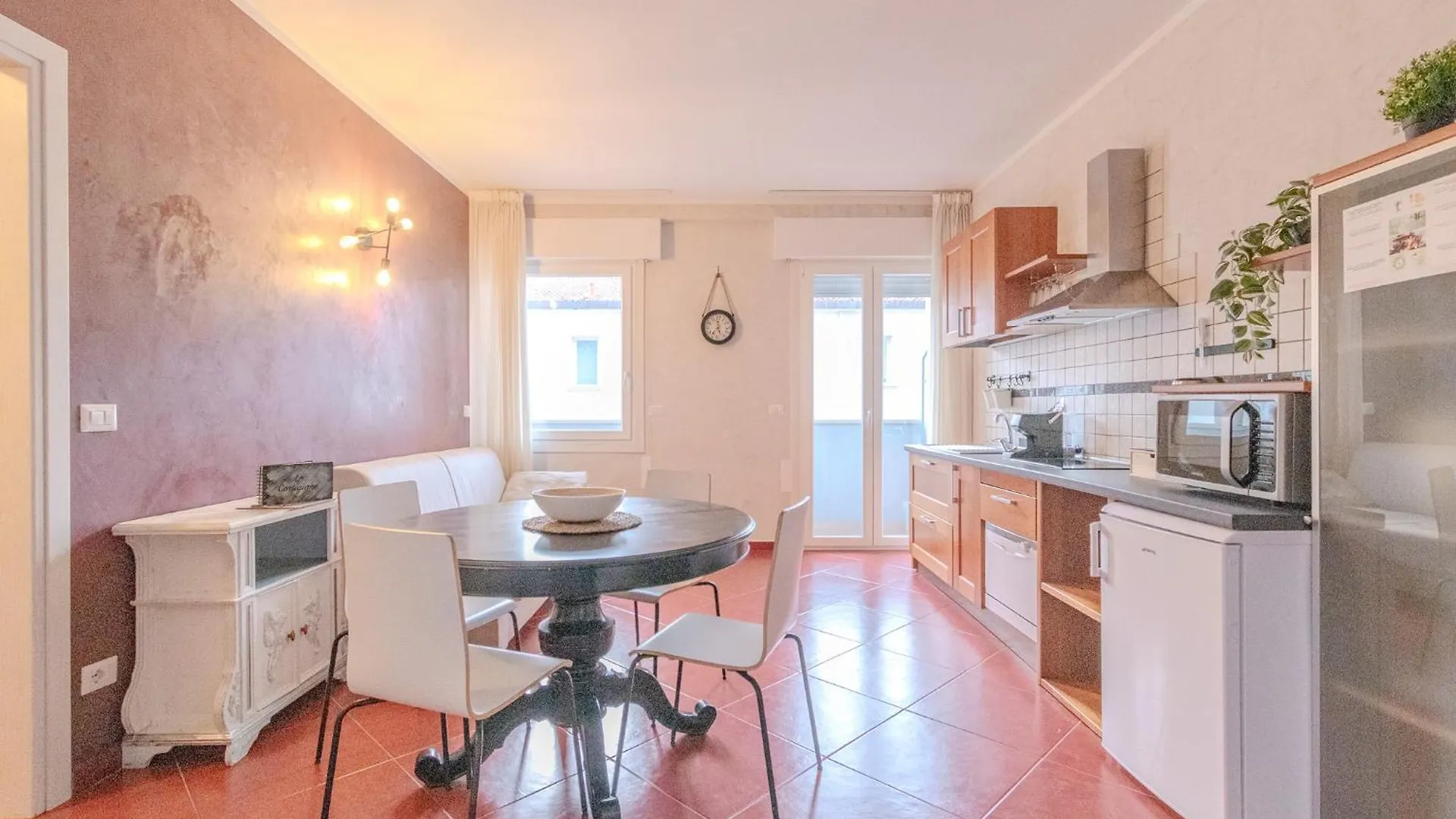 Suites Train Station Mestre Apartament