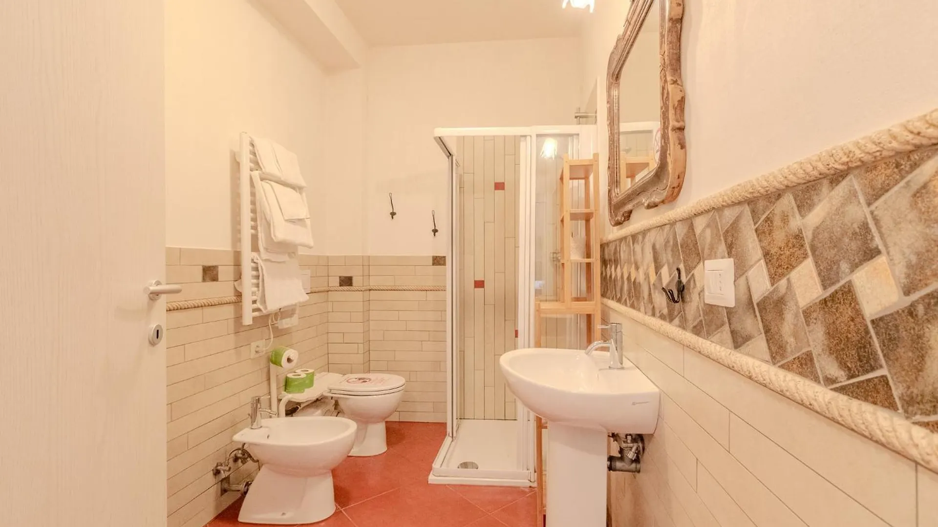 Apartment Suites Train Station Mestre Italy