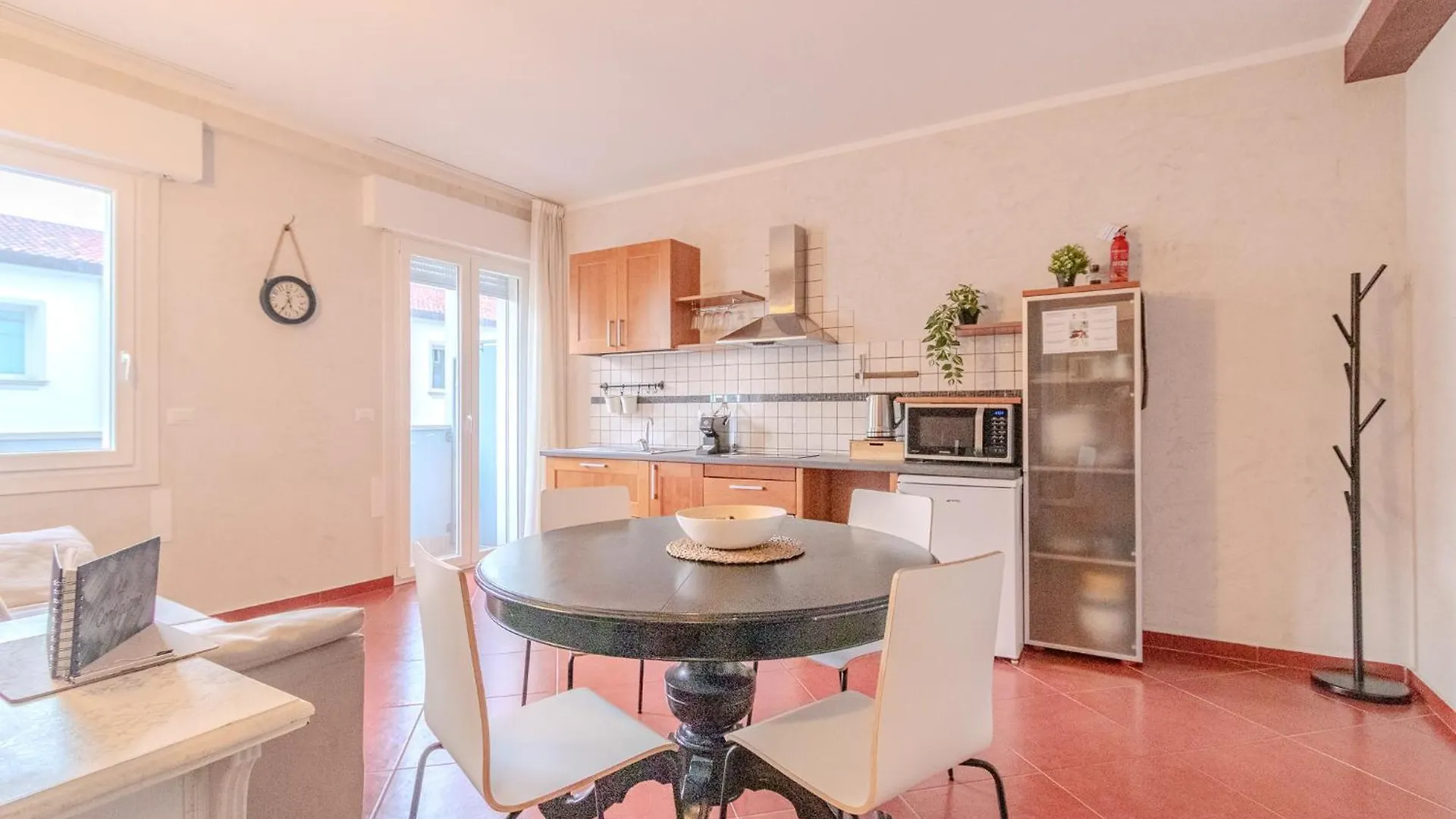 Apartment Suites Train Station Mestre Italy