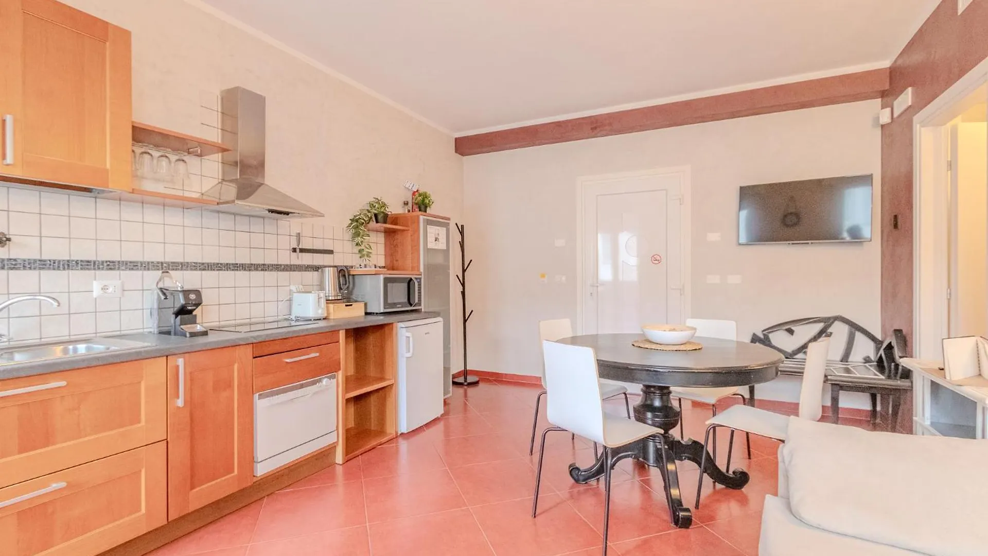 Apartment Suites Train Station Mestre